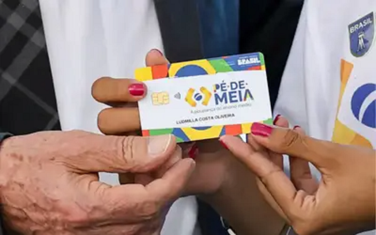 Programa incentiva permanência escolar
