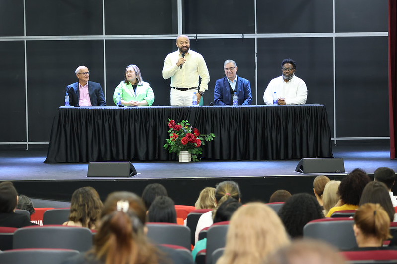 Educação fiscal ganha destaque em seminário com educadores da Semed em Manaus