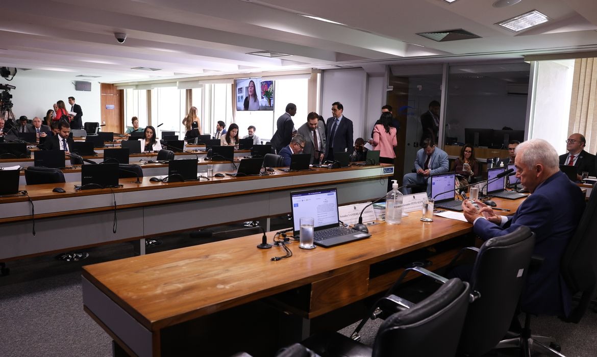 Votação da autonomia do Banco Central é adiada no Senado