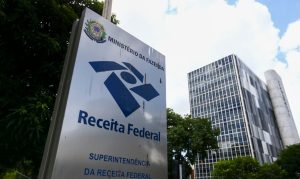 Arrecadação federal bate recorde histórico e chega a R$ 278 bilhões