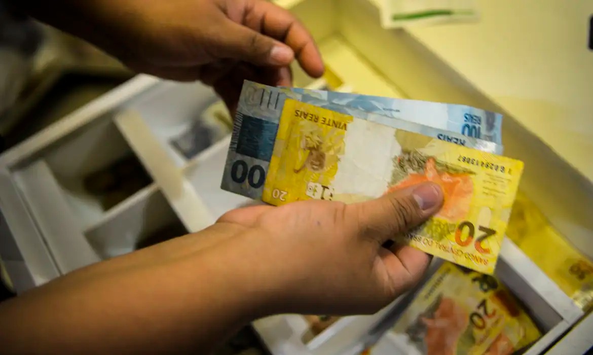 Novo Desenrola renegocia R$ 12 bilhões em dívidas e amplia benefícios