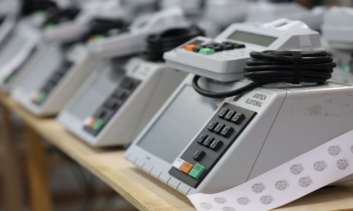 TSE amplia fiscalização sobre IA eleitoral