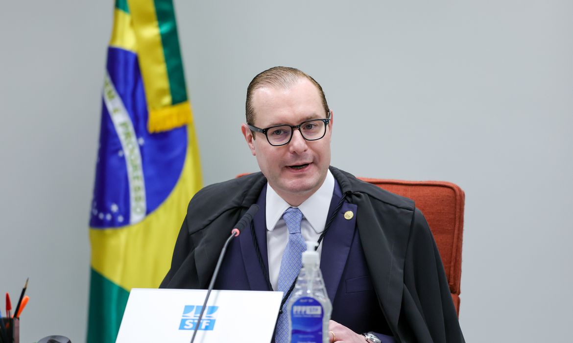 STF analisa denúncia de corrupção no Judiciário