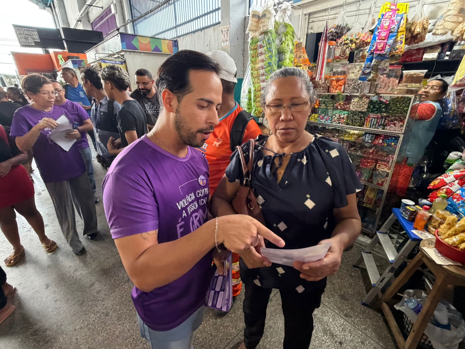 Junho Violeta Manaus intensifica ações educativas