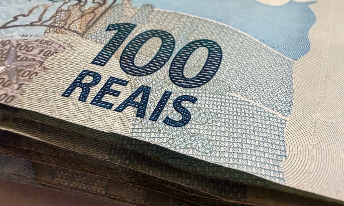 Bilhões permanecem esquecidos em instituições financeiras