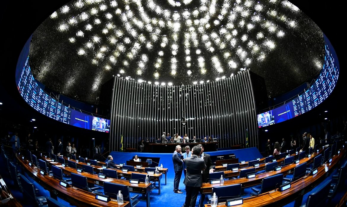 Congresso retoma pauta com PECs e projetos prioritários