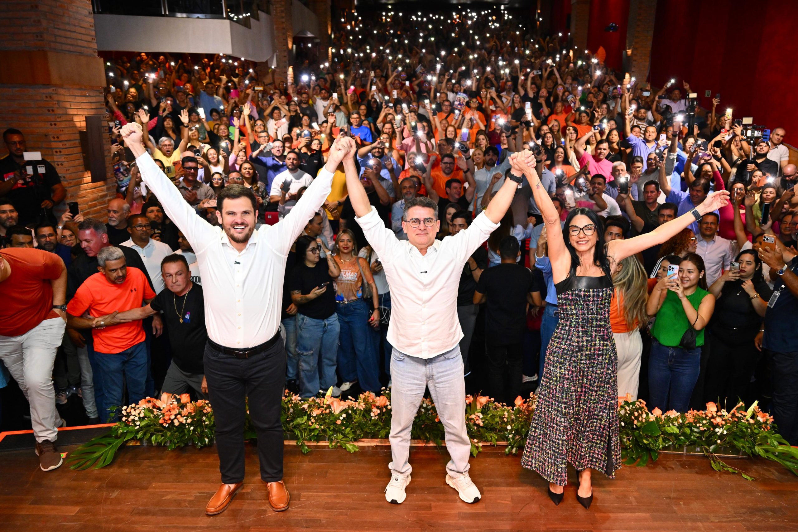 David Almeida defende experiência ao apresentar plano de governo