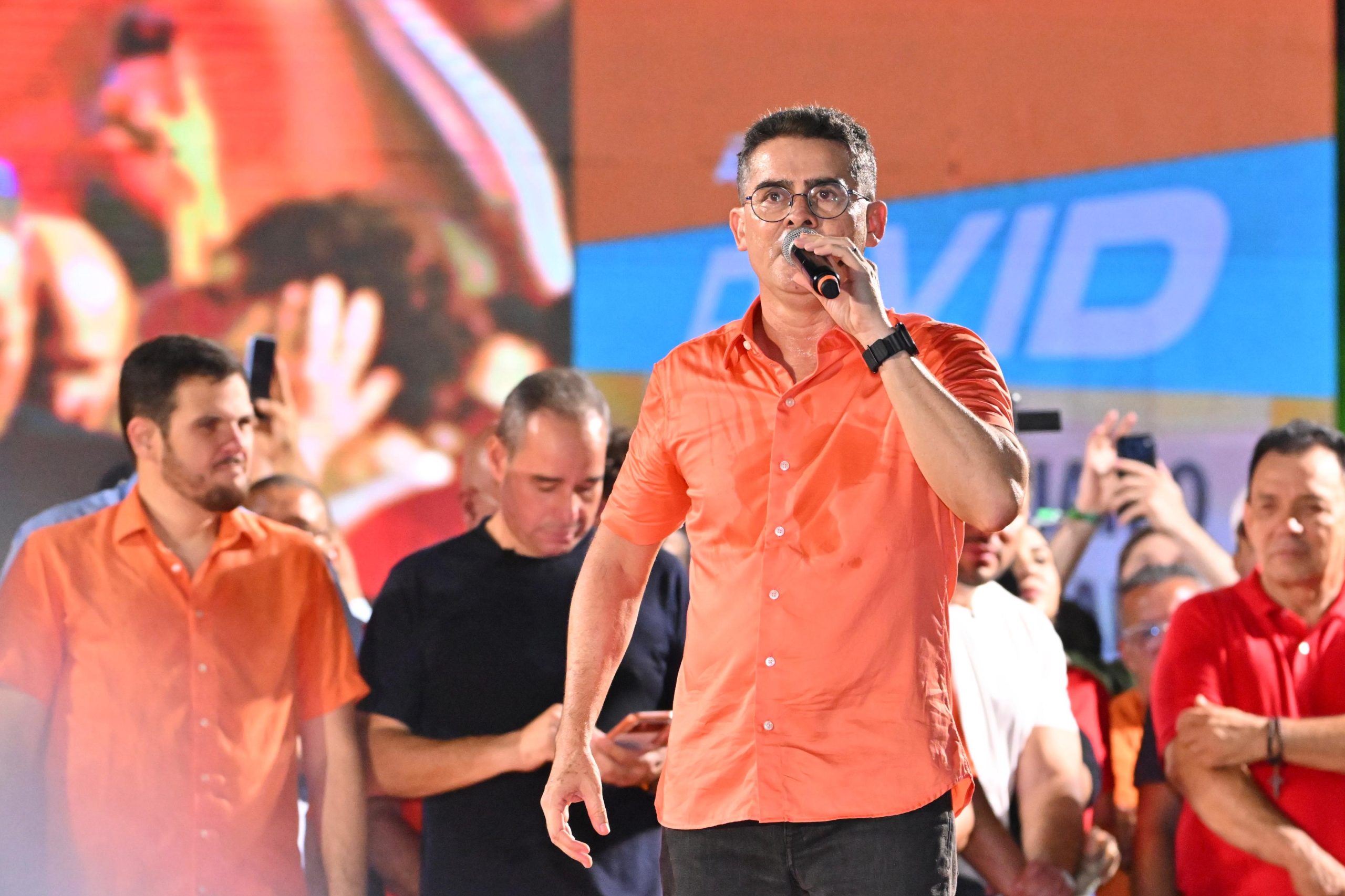 David Almeida apresenta proposta de governo digital com inteligência artificial