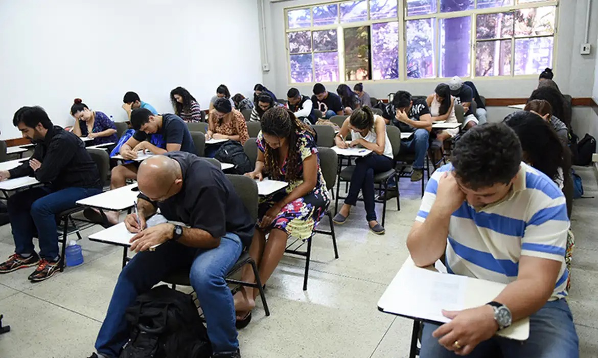 Encceja 2026: conteúdos do ensino médio