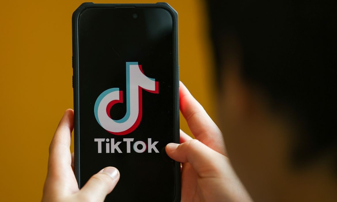 ANPD reduz coleta de dados do TikTok sem cadastro