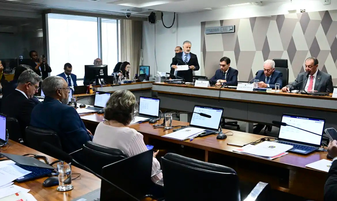 PEC do fim da escala 6x1 pode mudar rotina dos trabalhadores