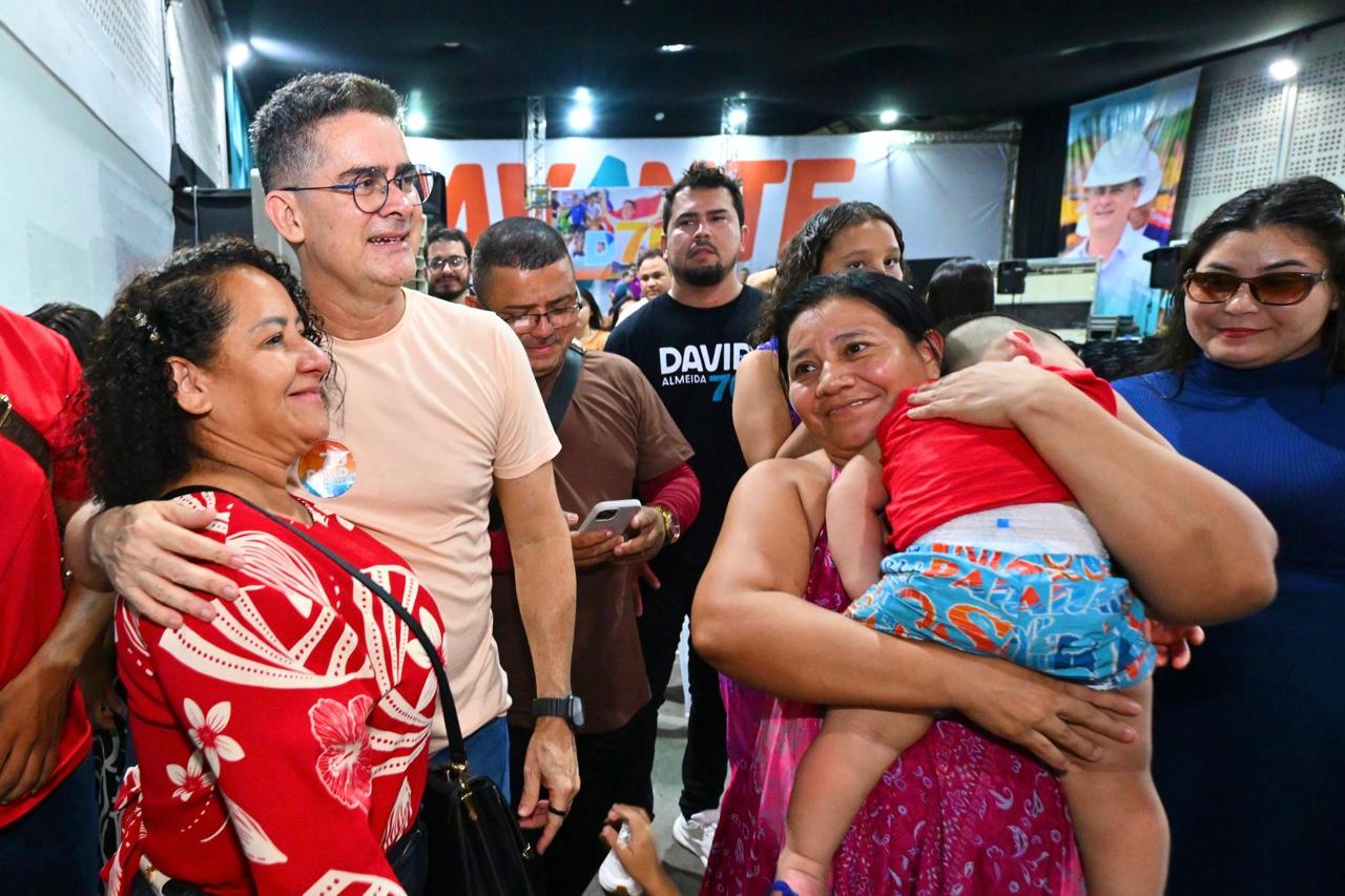 David Almeida diz que combater pobreza exige proteção e oportunidades no Amazonas