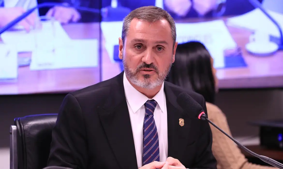 Andrei Rodrigues alega impacto em investigações após afastamento da direção da PF