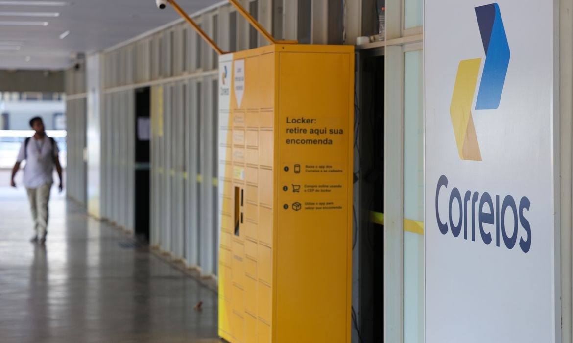 Correios mantêm serviços durante greve e fazem mutirões de entrega