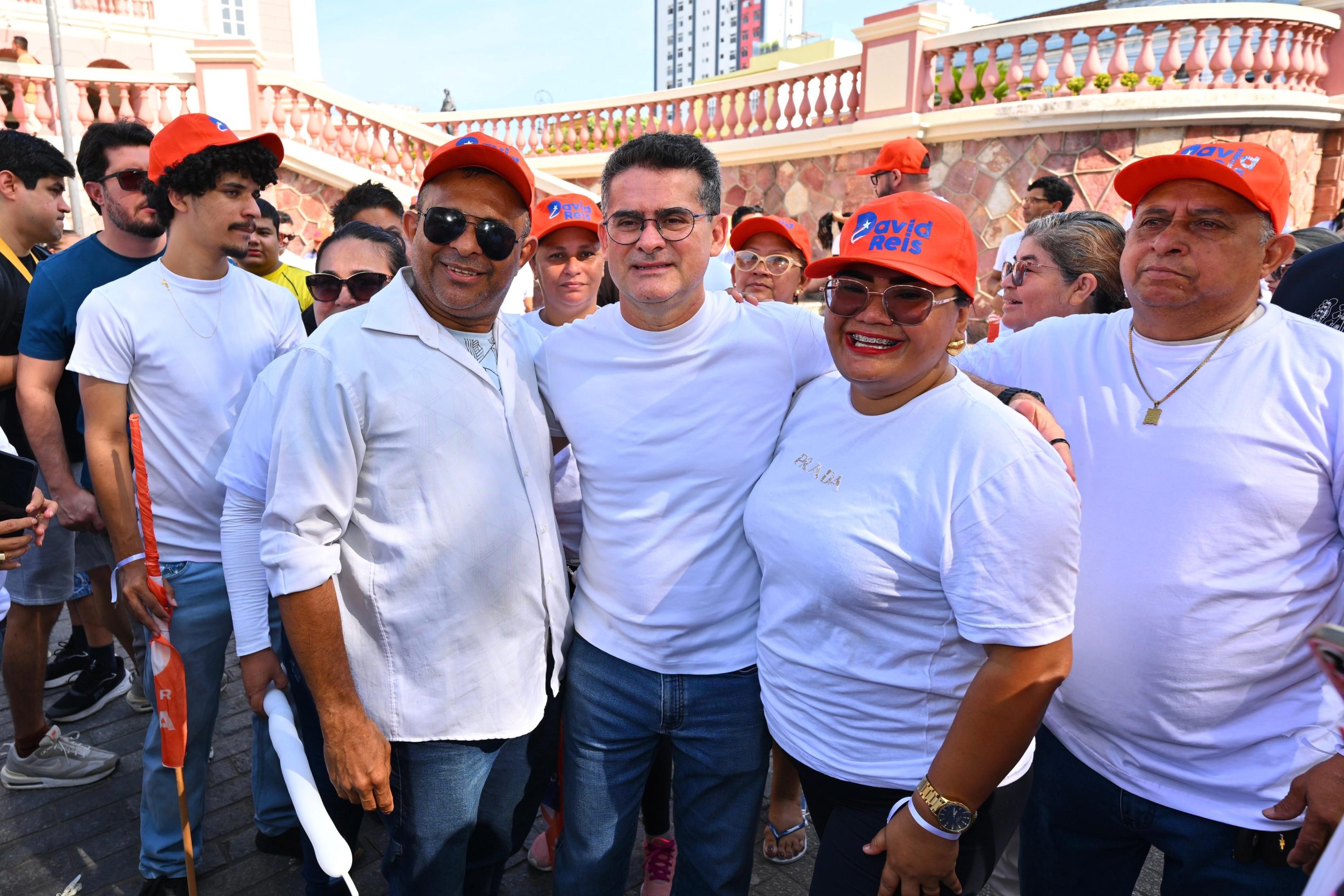 Pesquisa mostra candidatos próximos na disputa pelo Amazonas